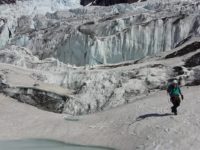 Medicina de Montaña: Primeros Auxilios en Montaña, Escalada y Lugares Remotos.